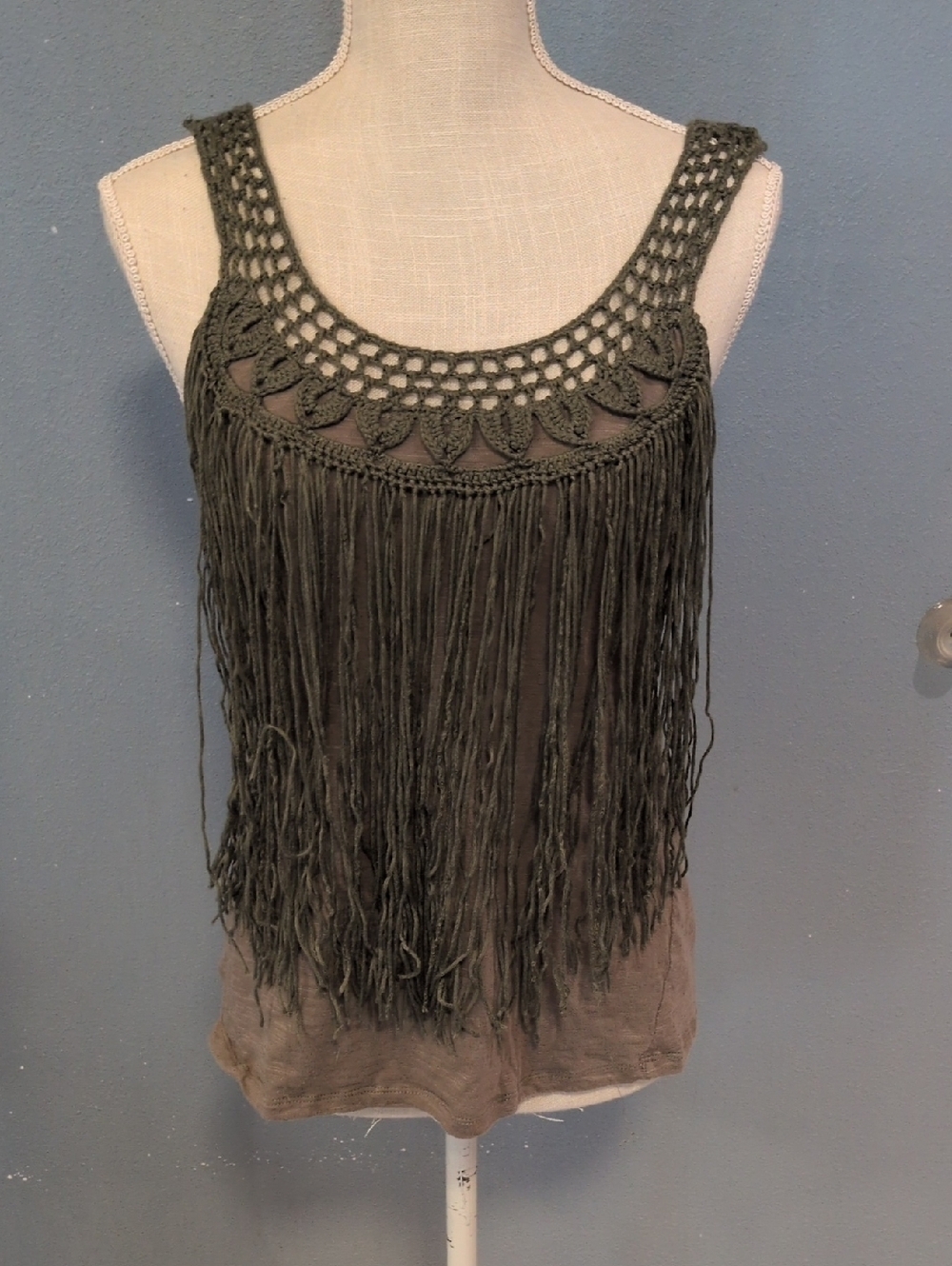 Sundance Crochet Boho 100% Cotton Festival Distressed Fringe Detail Tank Top
